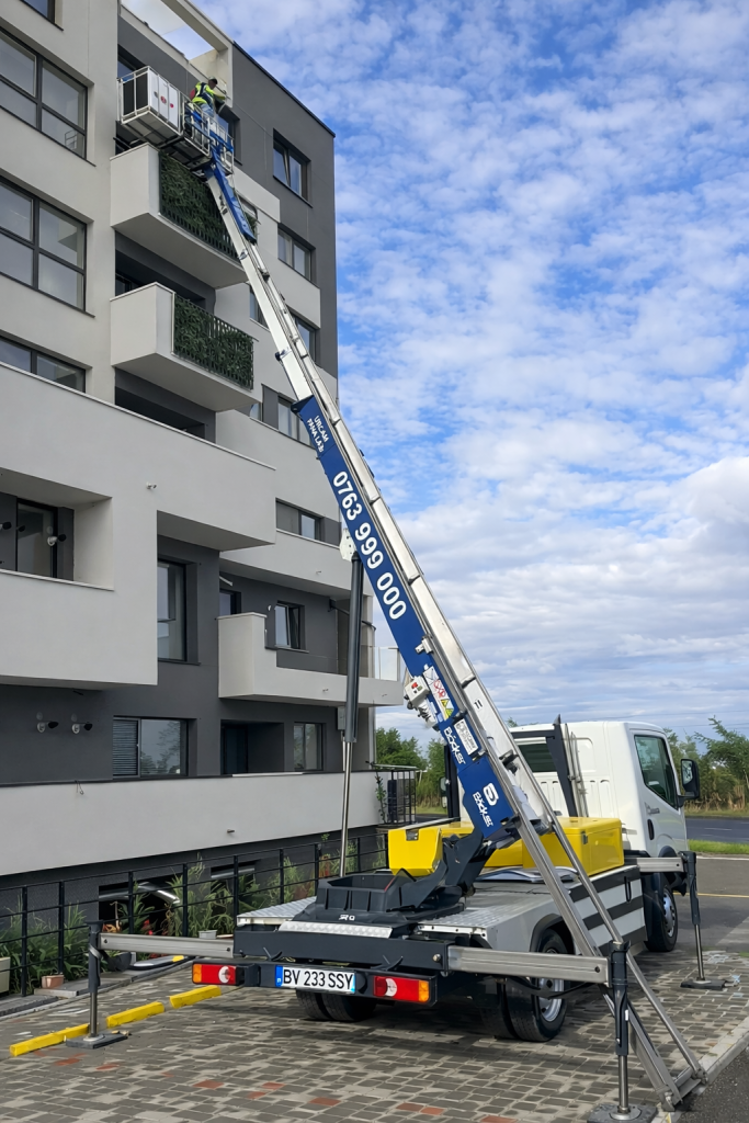 Echipament lift exterior Clayon ridicat la înălțime